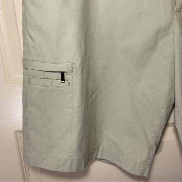 𝅺greg Norman For Tasso 5 Iron Performance Cream Shorts Size 36 Cargo Bermuda 36 - Picture 4 of 10